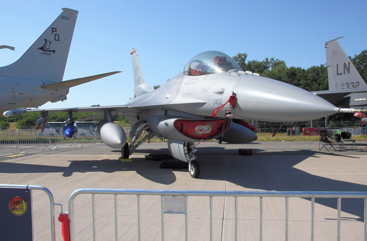 Lockheed Martin F-16 Fighting Falcon - Viper