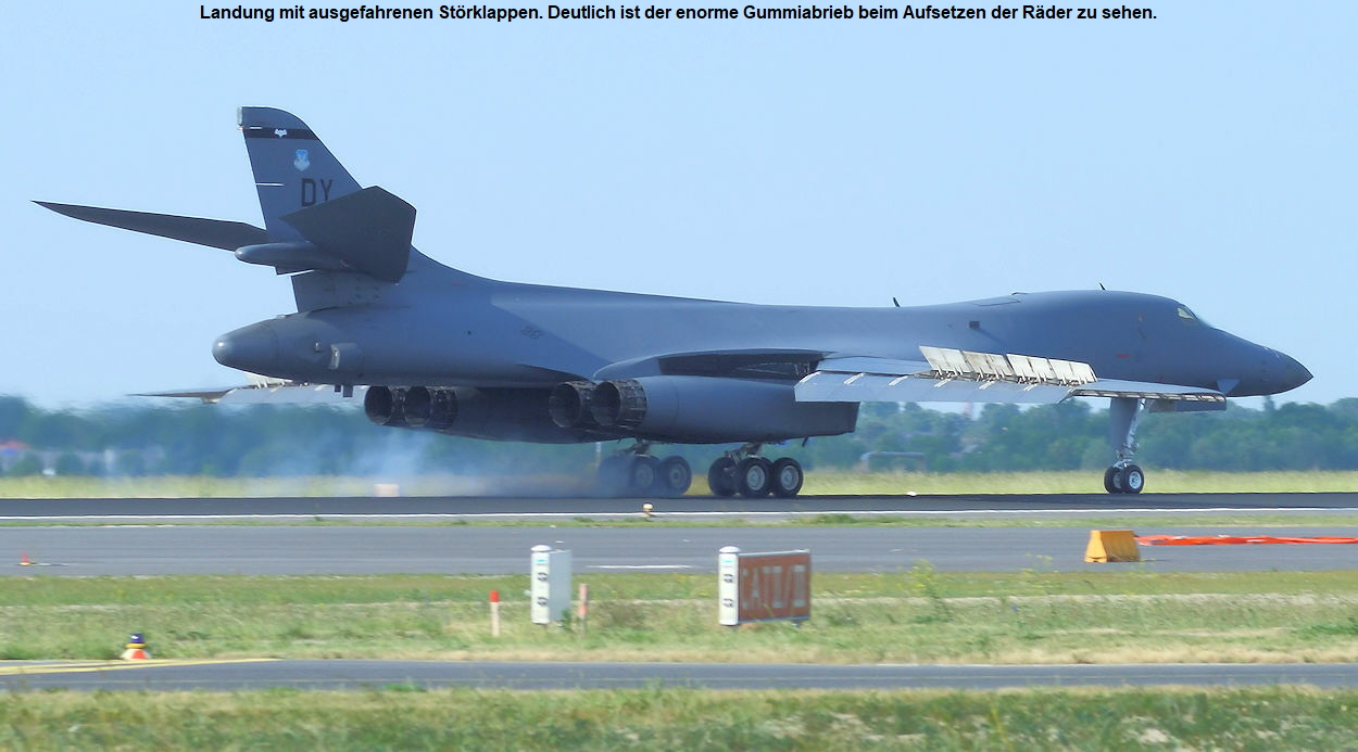 Rockwell B1 Lancer - Landung