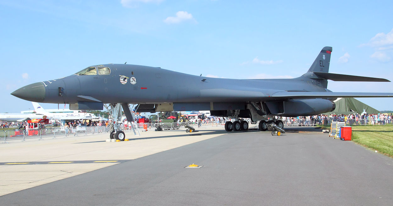 Rockwell B1 Lancer - Bomber mit Schwenkflügel und Nachbrenner