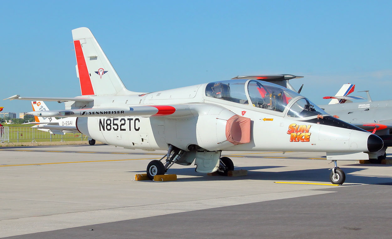 Aermacchi S-211 - Jettrainer