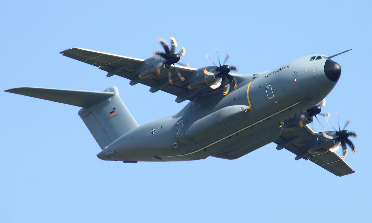 Airbus A400M - Überflug