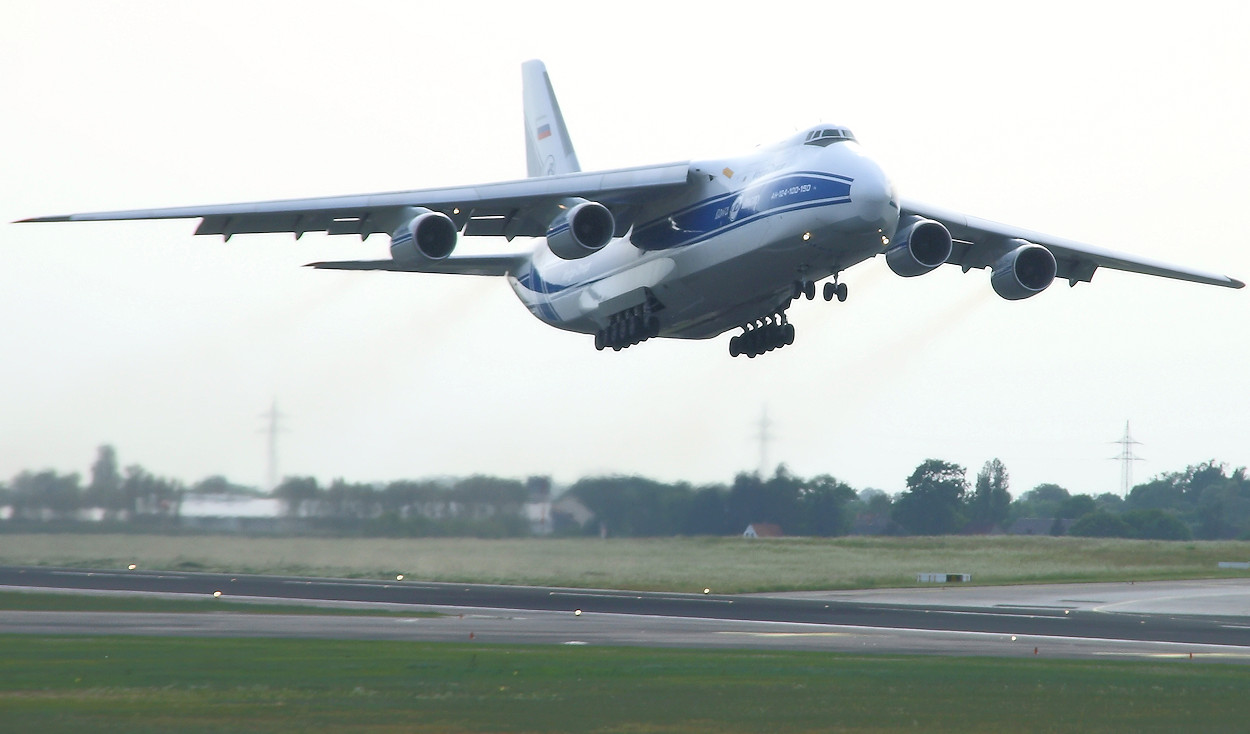 Antonow AN-124 - Startphase