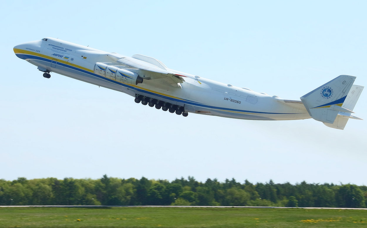 Antonow An-225 - Start