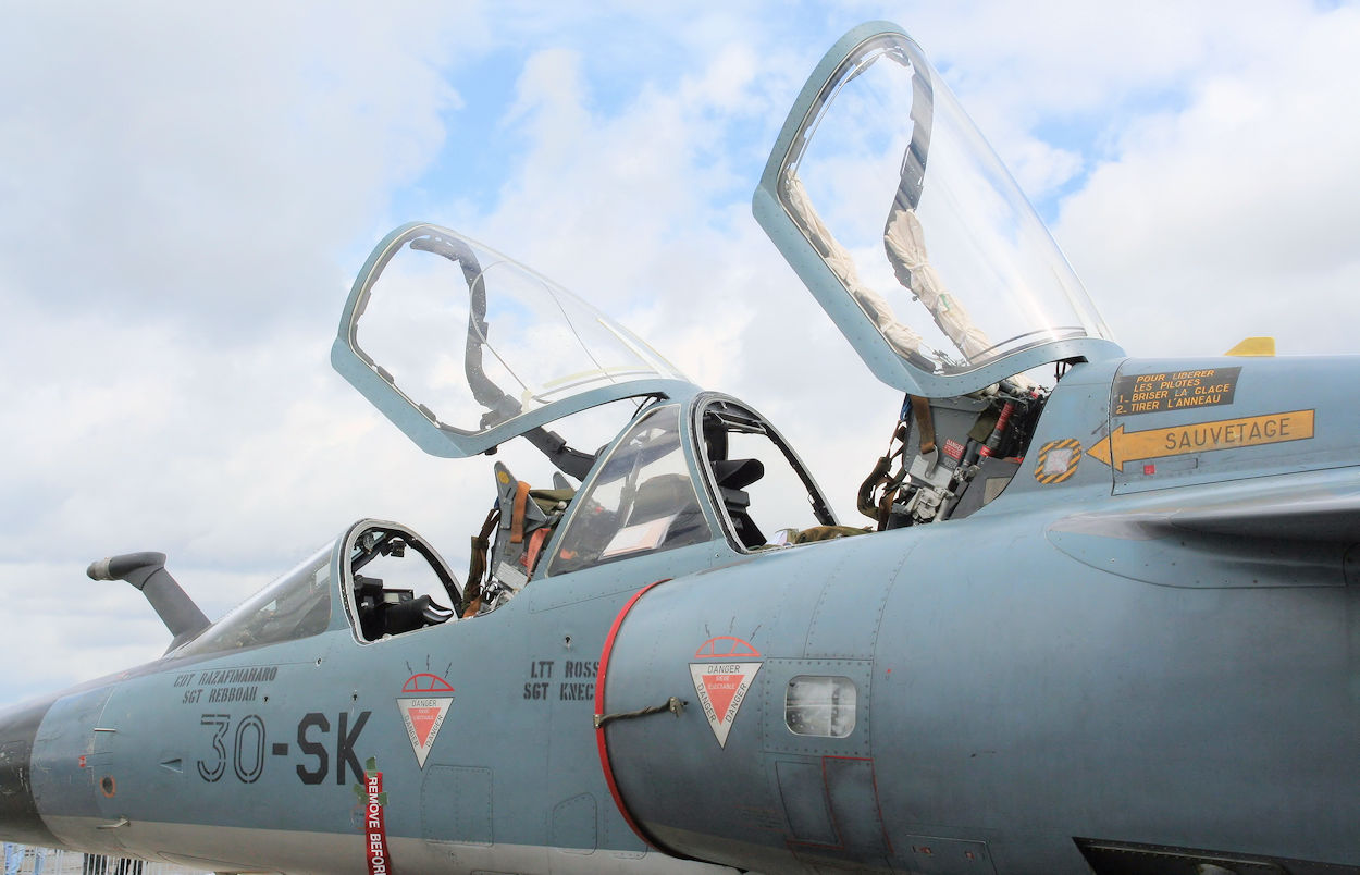 Dassault Mirage F-1 - Cockpit