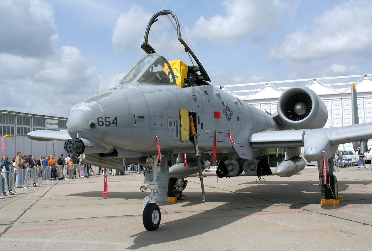 Fairchild-Republic A-10 Thunderbolt II - Das wichtigste Erdkampfflugzeug der U.S. Air Force