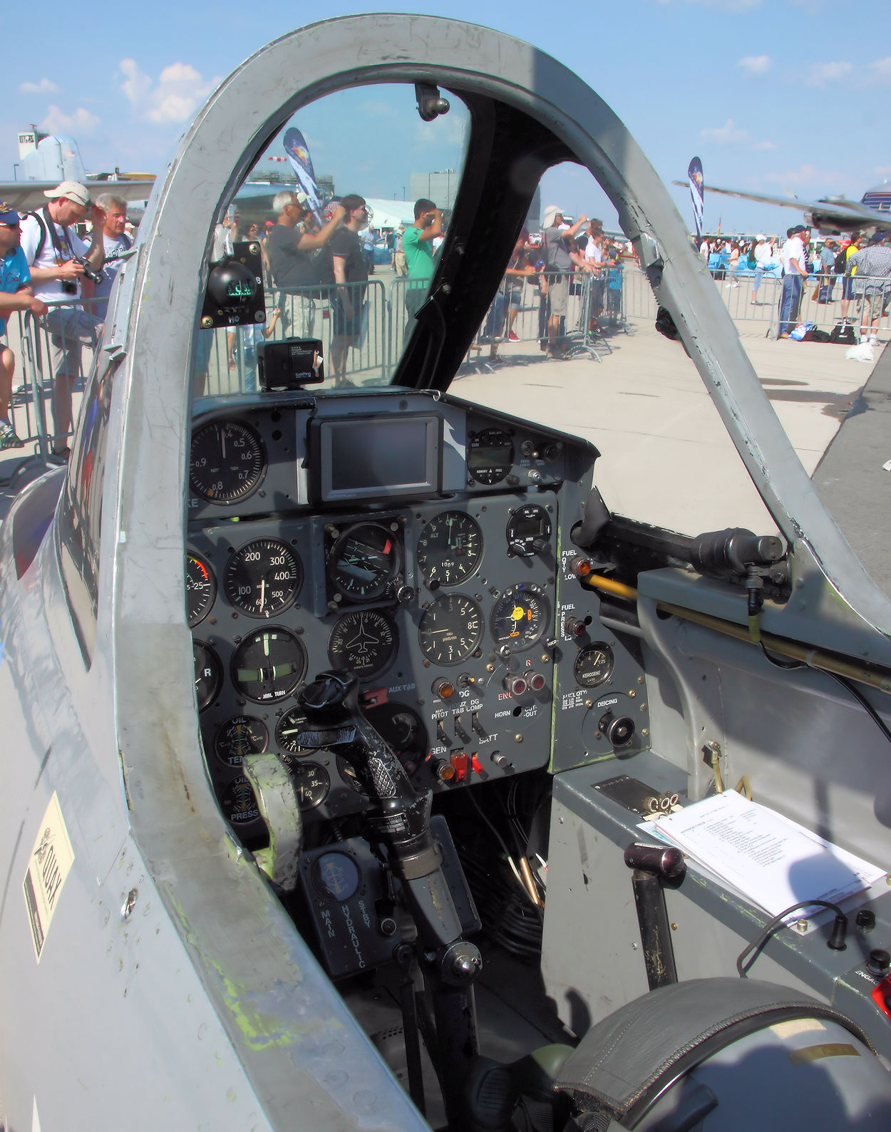 Fouga Magister - Cockpit