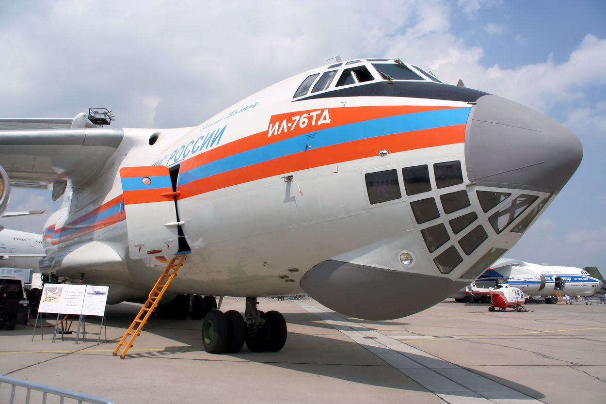 ILYUSHIN IL-76 - Bomberbug