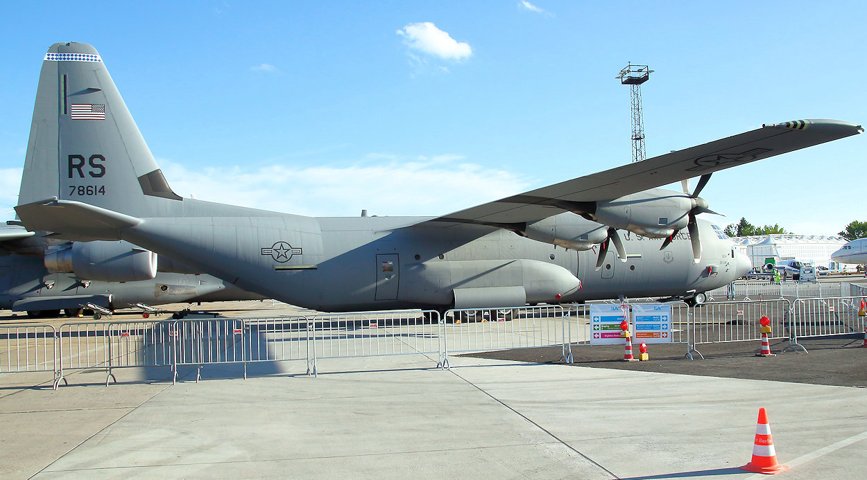 Lockheed C-130 - Hercules