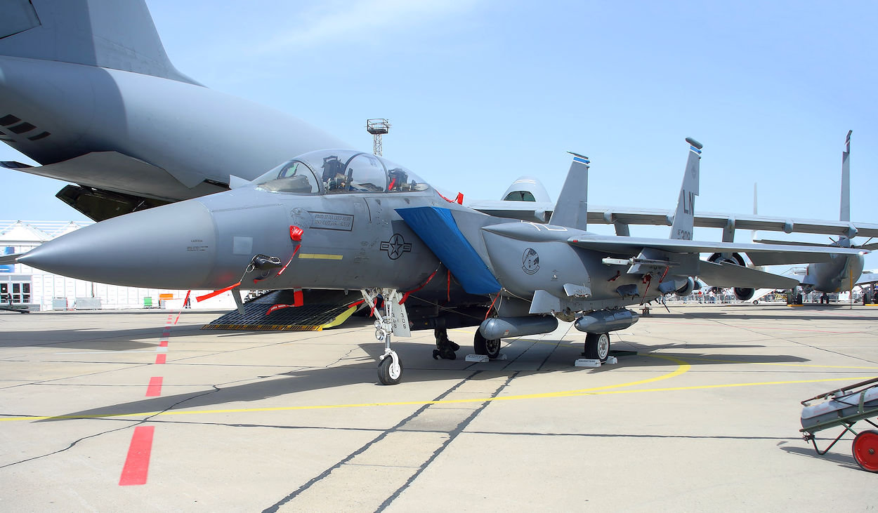 McDonnell Douglas F-15E Strike Eagle - Jagdflugzeug der USA