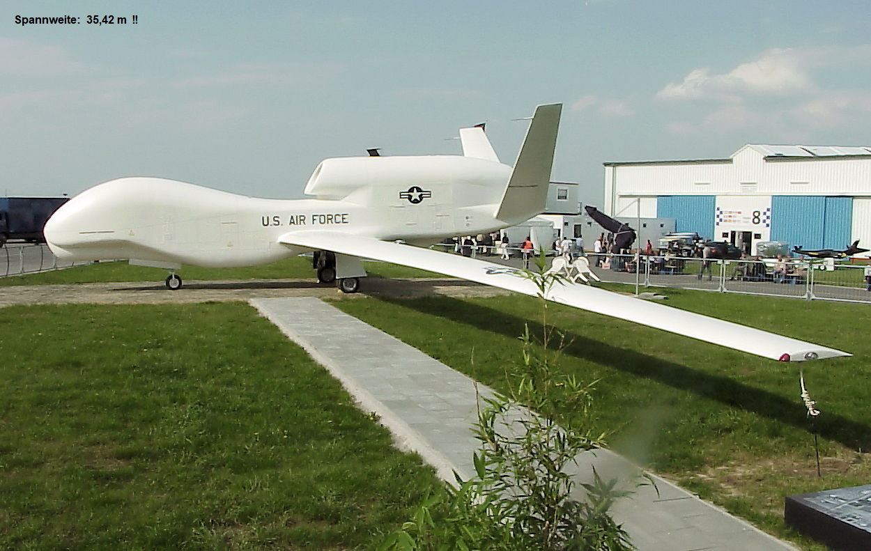 Northrop Grumman RQ-4 - Global Hawk