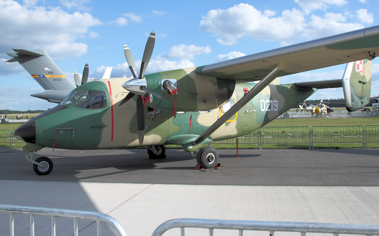 PZL M-28 Bryza - Militärtransporter