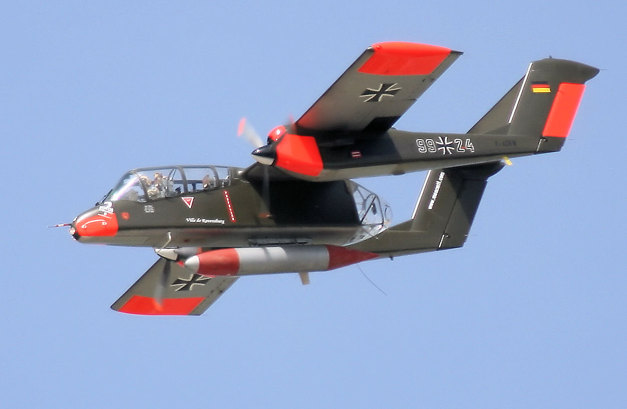 Rockwell OV-10 Bronco - Flugansicht