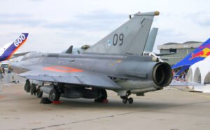 SAAB S 35 OE DRAKEN - Leitwerk