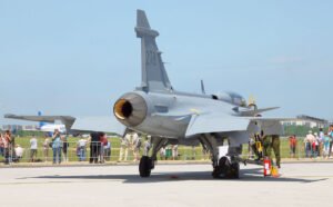 Saab JAS 39 Gripen - Das Kampfflugzeug kann von Behelfspisten und Autobahnen starten