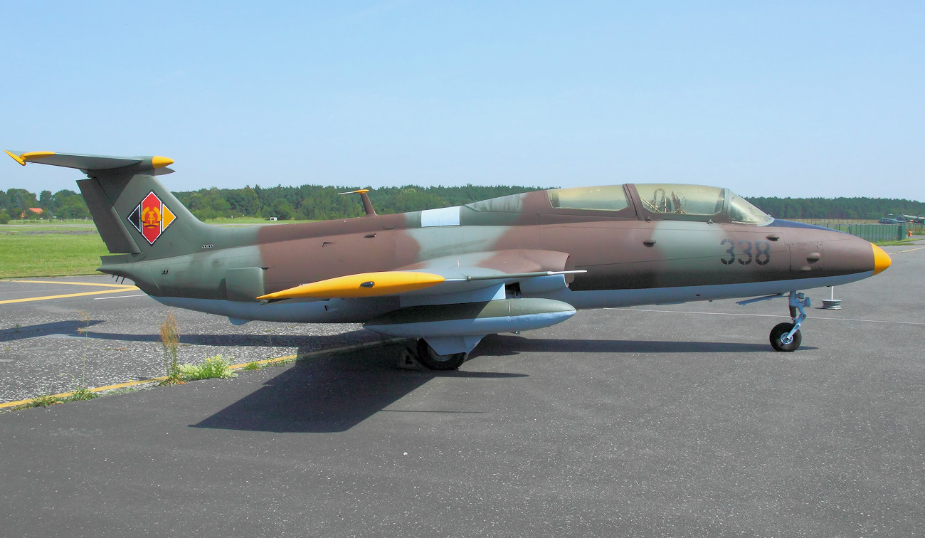 Aero L-29 Delfin - Schulflugzeug