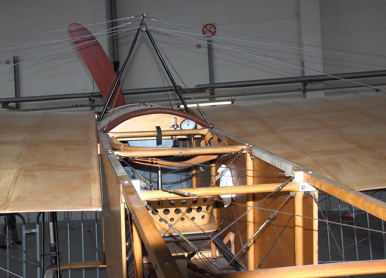 Bleriot XI - Cockpit