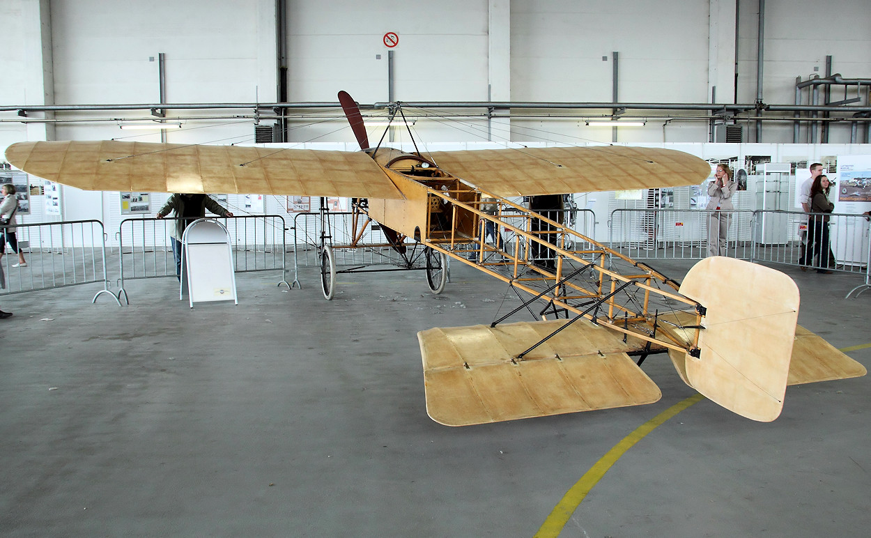 Bleriot XI - Heckansicht