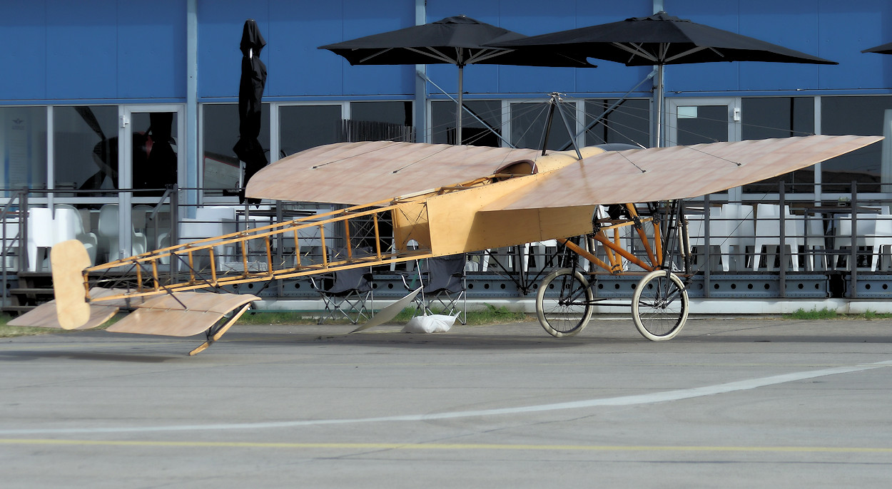 Bleriot XI - Louis Bleriot