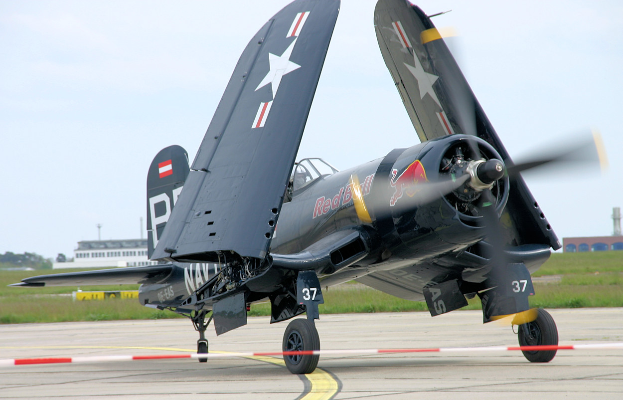 Chance Vought F4U-4 Corsair - Jagdflugzeug