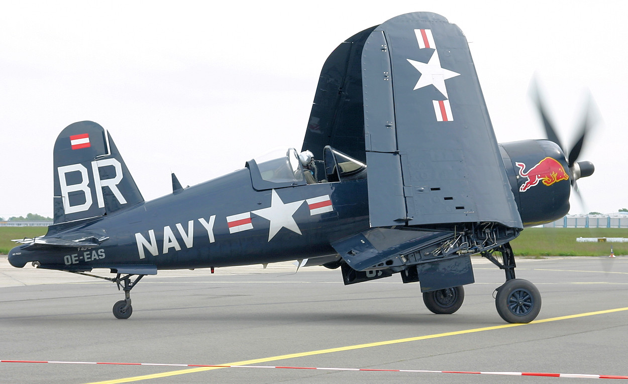 Chance Vought F4U-4 Corsair - Jagdflugzeug im 2. Weltkrieg