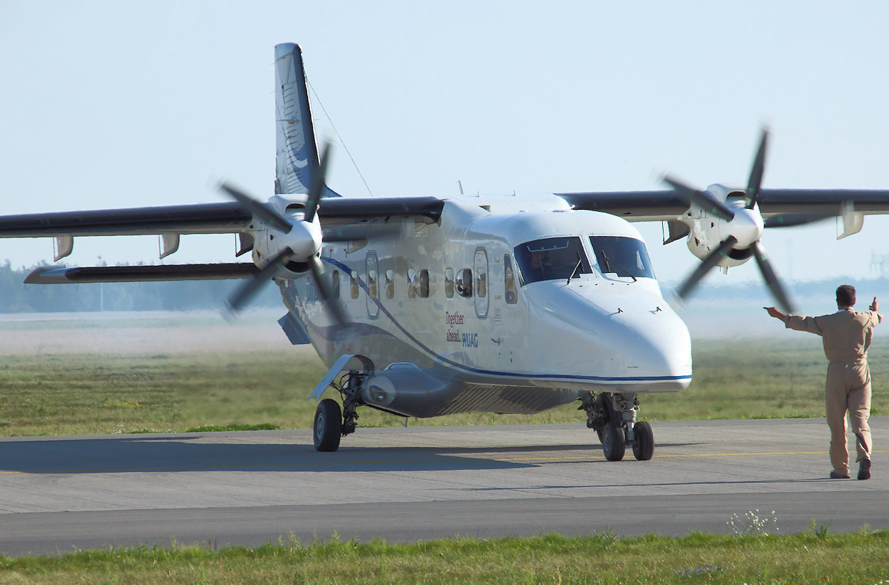 Dornier 228 NG - Einweisung au dem Flugplatz