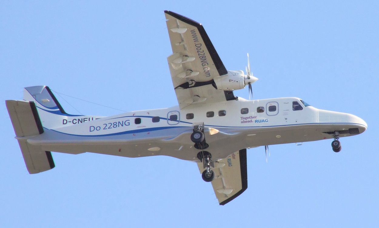 Dornier 228 NG - Überflug