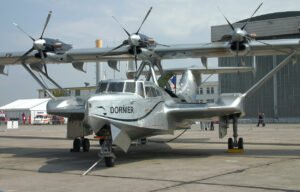 Dornier Do-24 ATT - Bugansicht