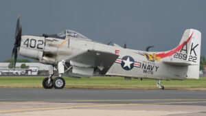Douglas AD-4N Skyraider Jagdflugzeug