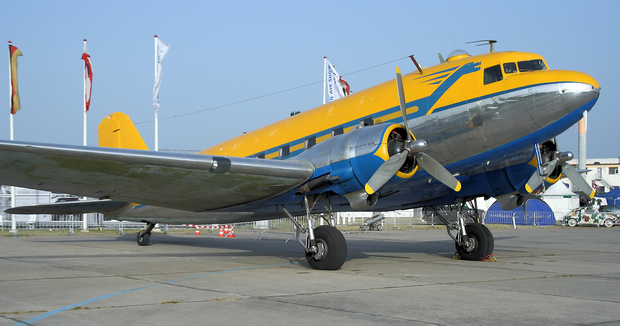 Douglas DC-3