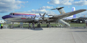 Douglas DC-6 viermotoriges Verkehrsflugzeug von 1946
