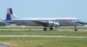 Douglas DC-6 - Rollfeld