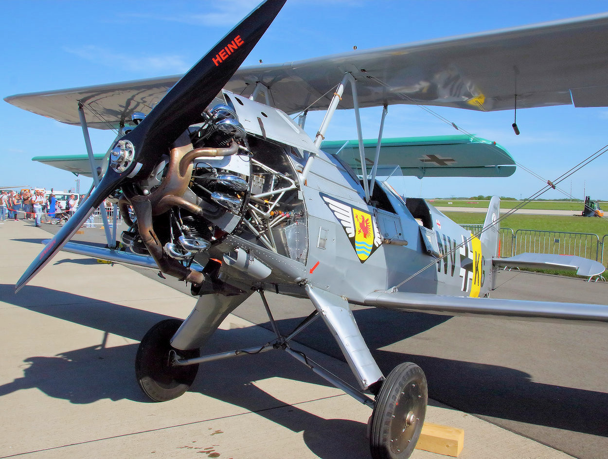 Focke-Wulf Fw 44 Stieglitz - Sport- und Schulflugzeug