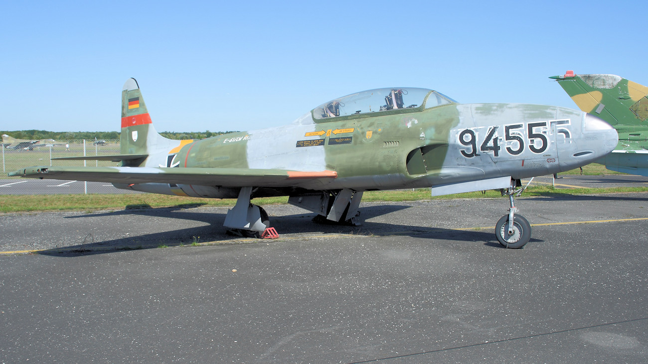 Lockheed T-33 T-Bird - Lizenzfertigung