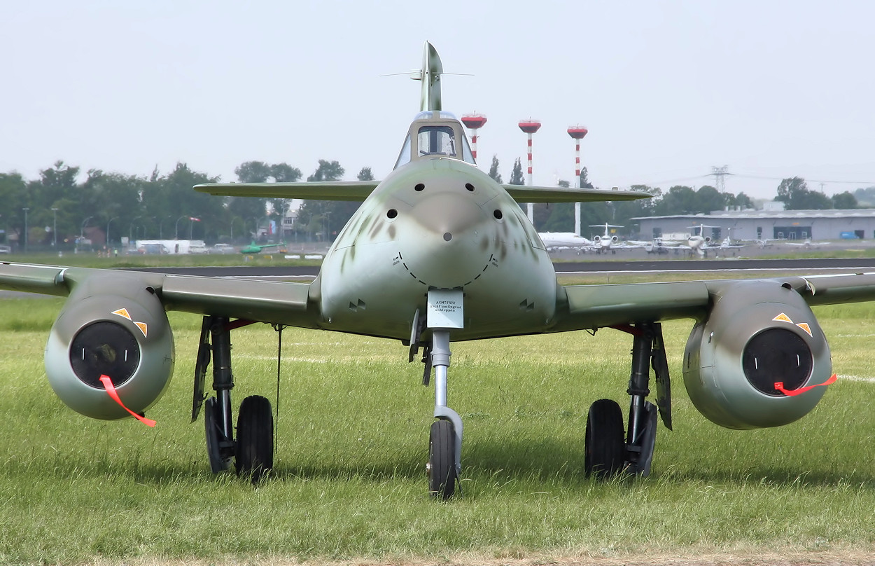 Messerschmitt Me 262 Schwalbe - Bugansicht