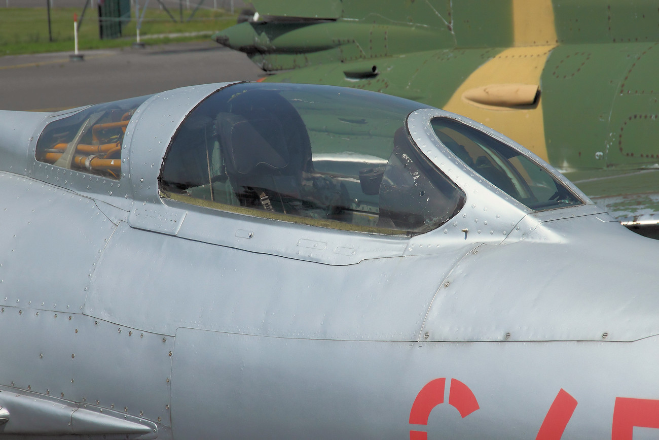 MiG-21 F-13 - Cockpit