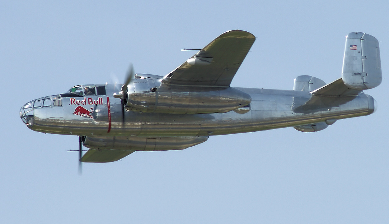 North American B-25 Mitchell - Flugshow