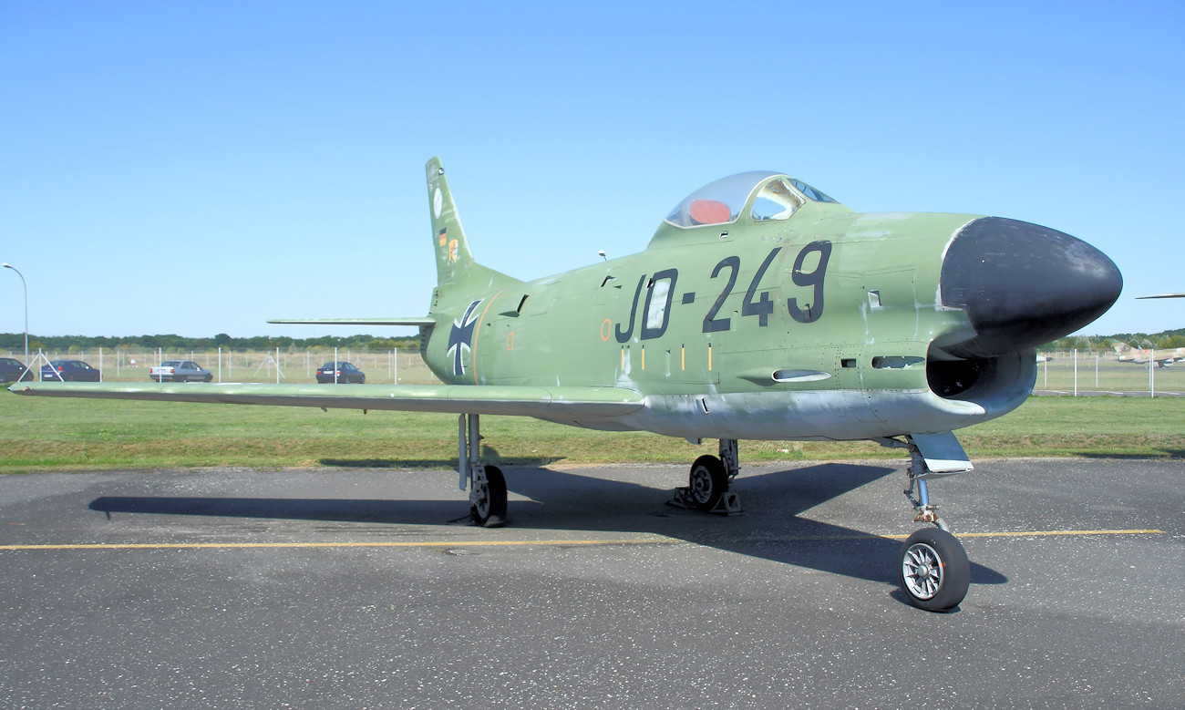 North American F-86K Sabre - Jagdflugzeug