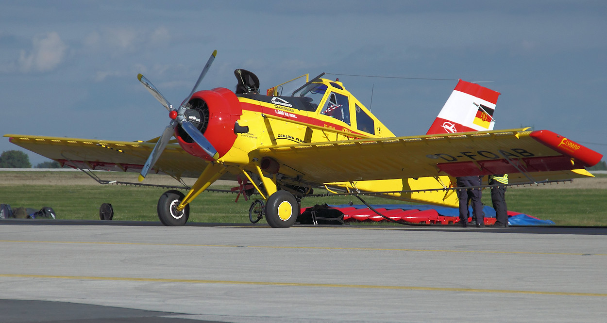 PZL 106 A Kruk - Vorfeld der ILA