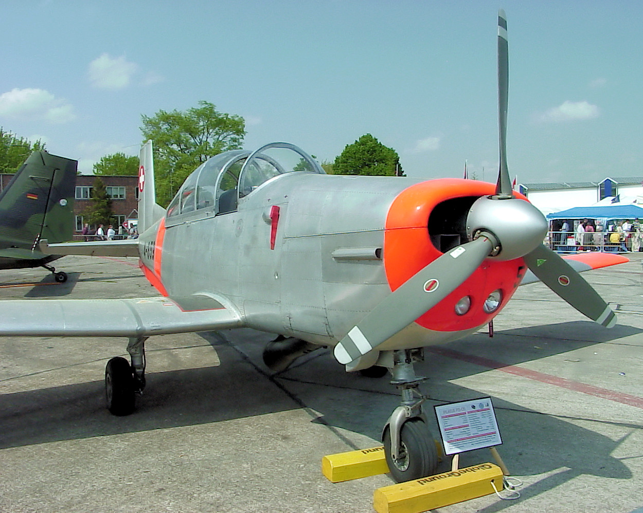 Pilatus P-3 - Schulungsflugzeug der Schweiz in Ganzmetallbauweise von 1953