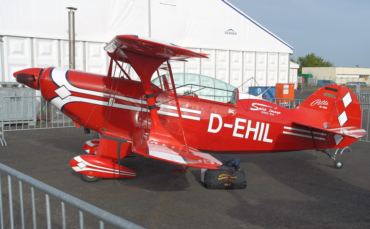 Pitts S-2B - Kunstflugausbildung