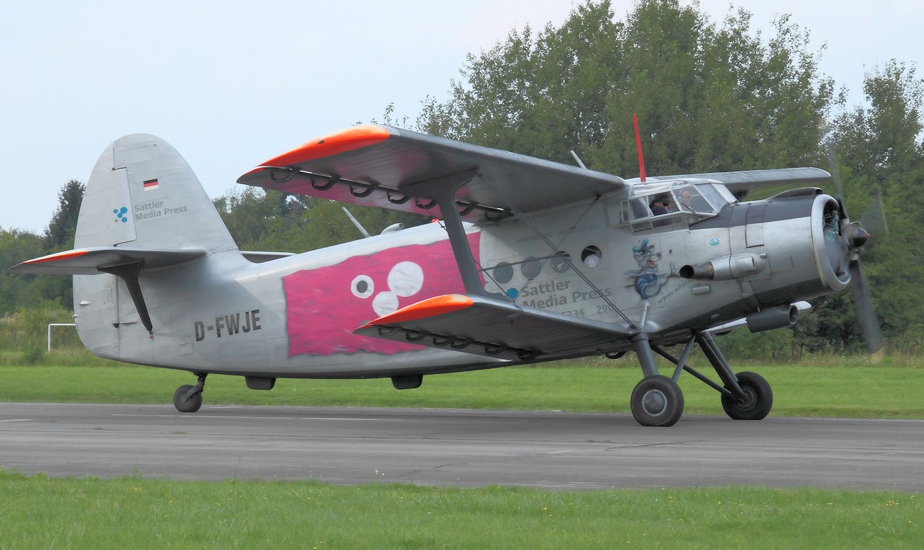 Antonow AN-2 - Doppeldecker