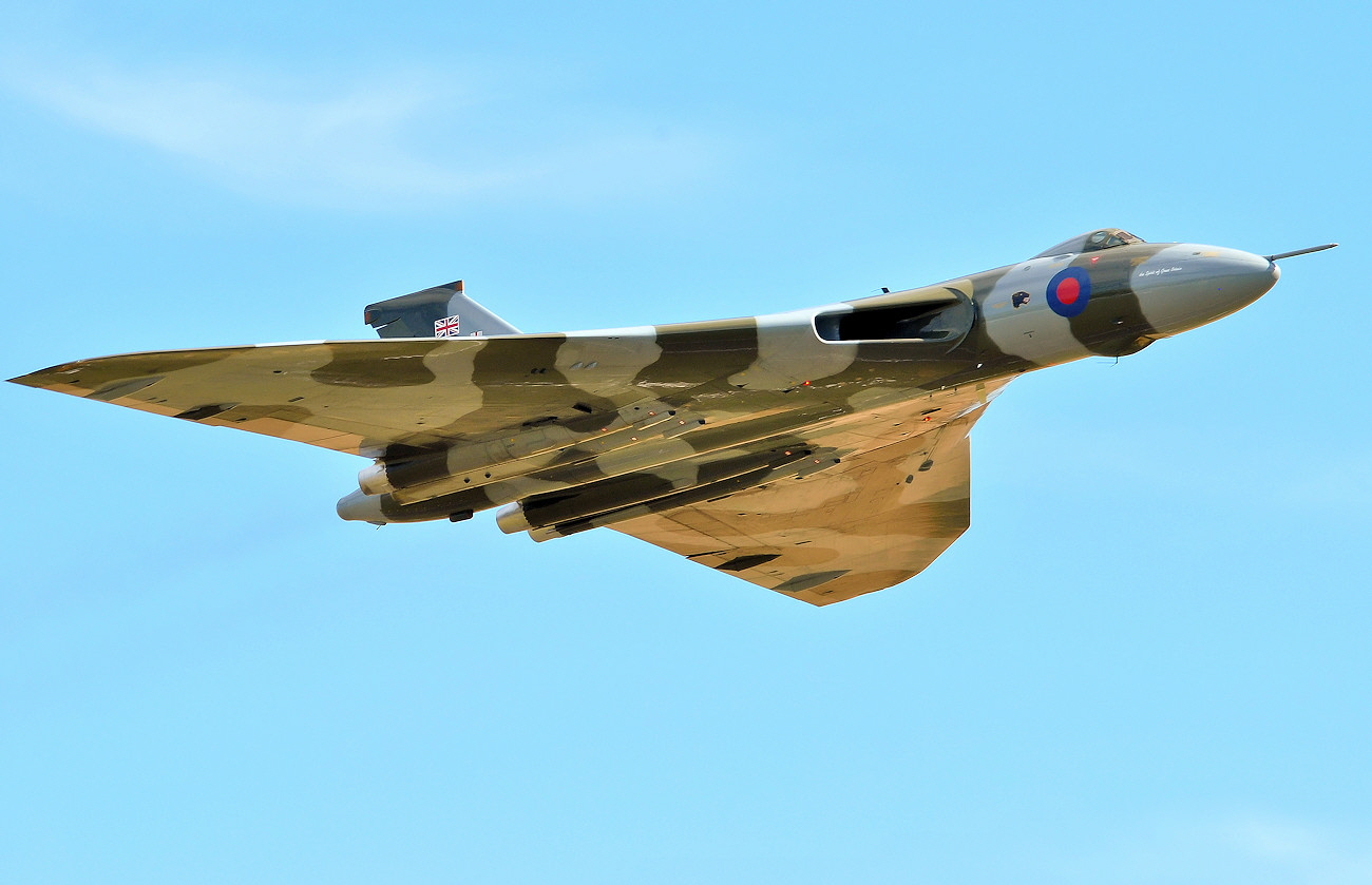 Avro Vulcan Airshow im IWM