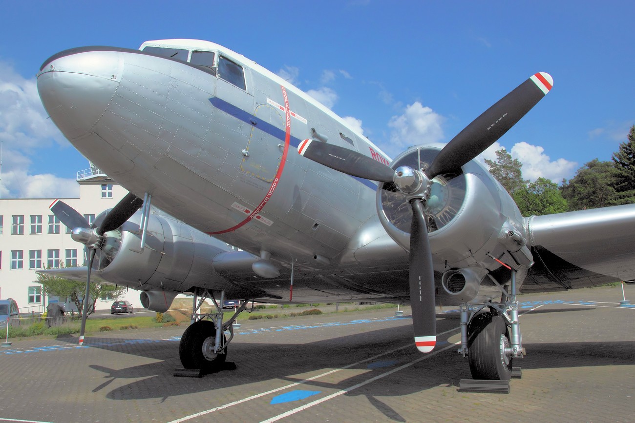 Douglas C-47 Dakota - Luftfahrt