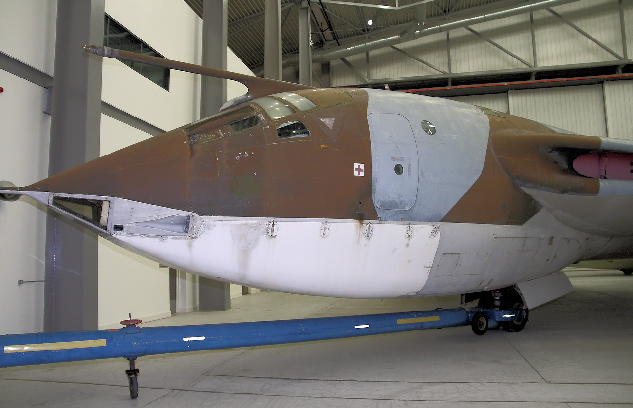 Handley Page H.P.80 Victor - Cockpit