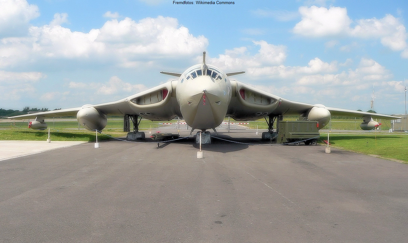 Handley Page Victor B - RAF