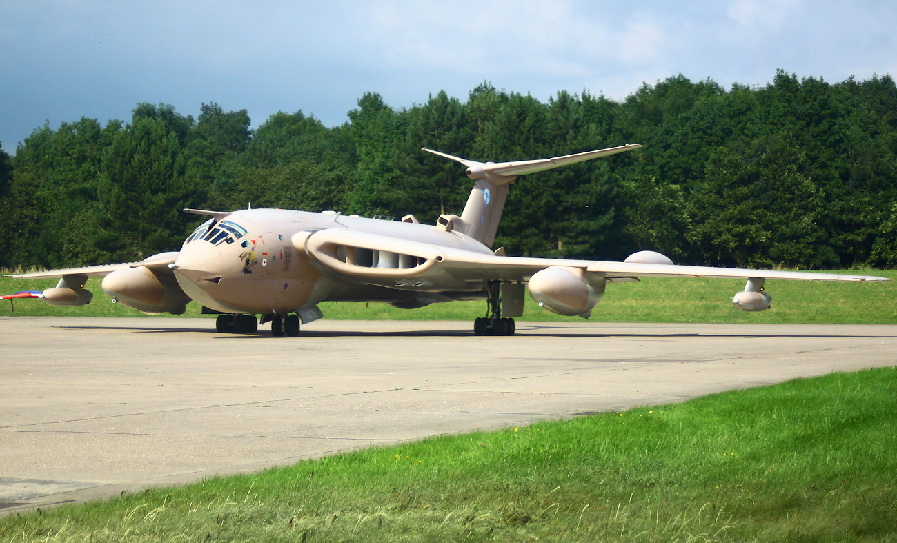 Handley Page Victor B - Royal Air Force