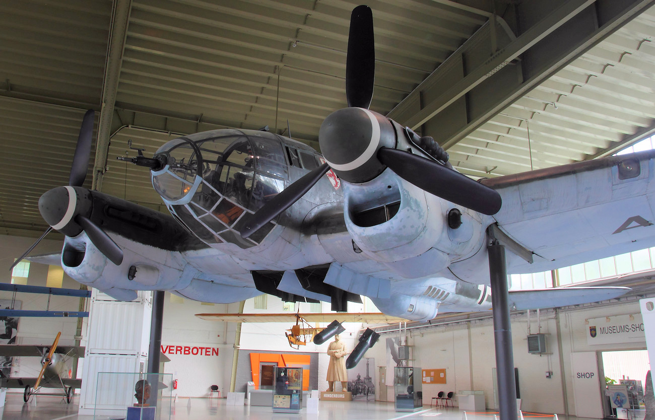 Heinkel He 111 - Hangar 3 im LwM