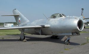 MiG-15 BIS - Düsenflugzeug