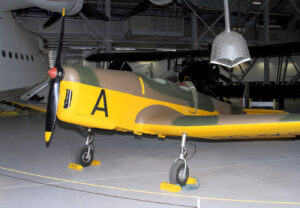 Miles M.14 Magister Mk.I - Erstes Eindecker-Schulflugzeug der Royal Air Force