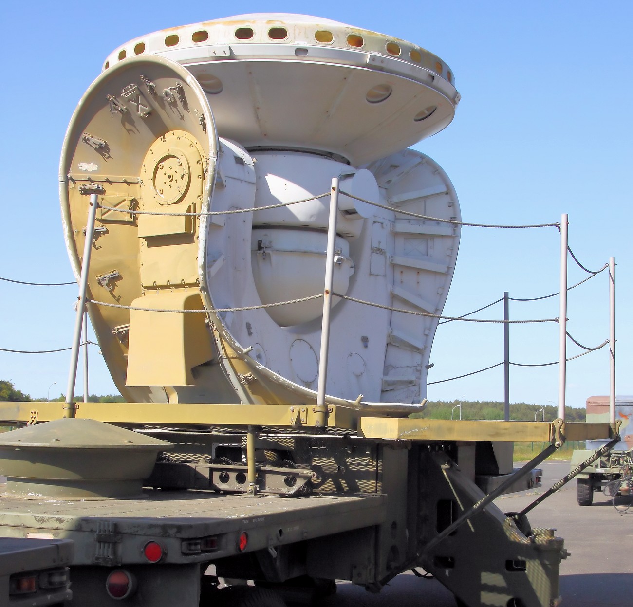 Nike Hercules - Zielverfolgungsradar